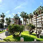 Apartamento De Moderno En Salou