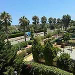 Lindo Piso Residencial En Salou Centrico