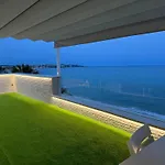 Fabulous Front Sea Penthouse