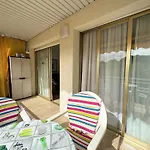 Apartsalou Penedes