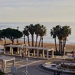 Piso De Lujo Con Vistas Al Mar