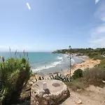 For A Stay Cap D\'Or