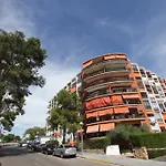For A Stay Cap D\'Or