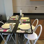 Flandria Appartement 150M From Beach