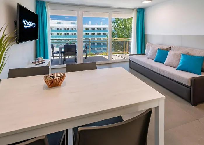 Rentalmar Salou Playa Family Suites