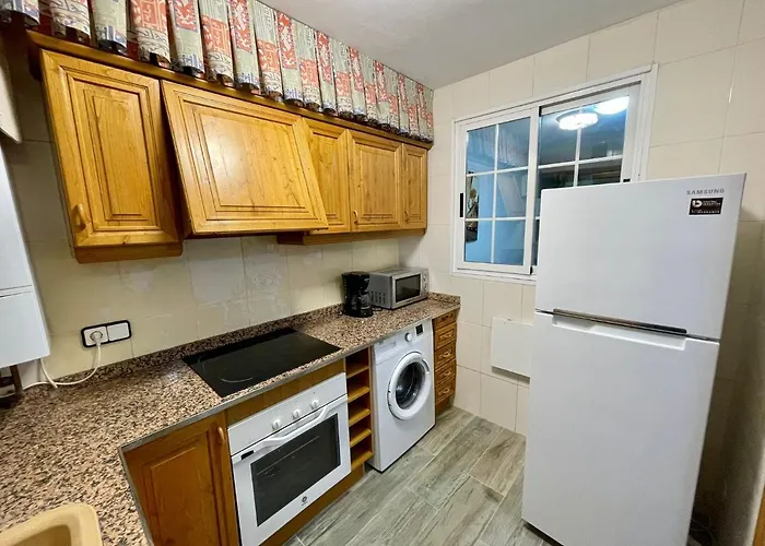 For A Stay Santillana Plaza