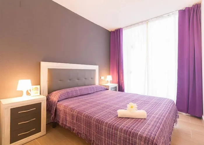 Complejo Residencial Con Terraza-Cat-2