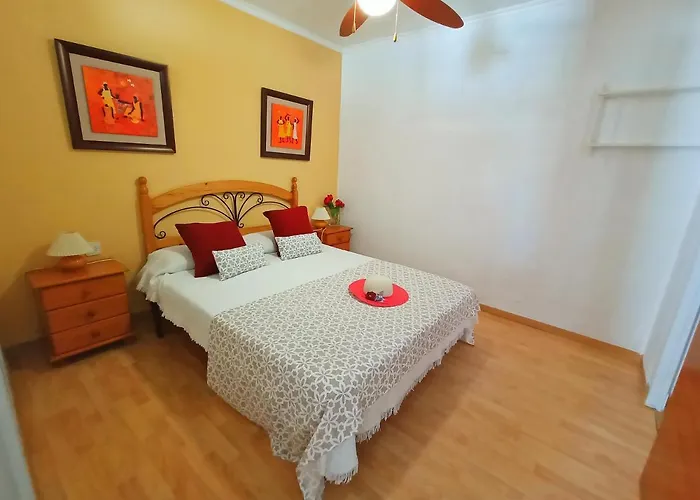 Apartamento En Primera Linea De Playa. Salou