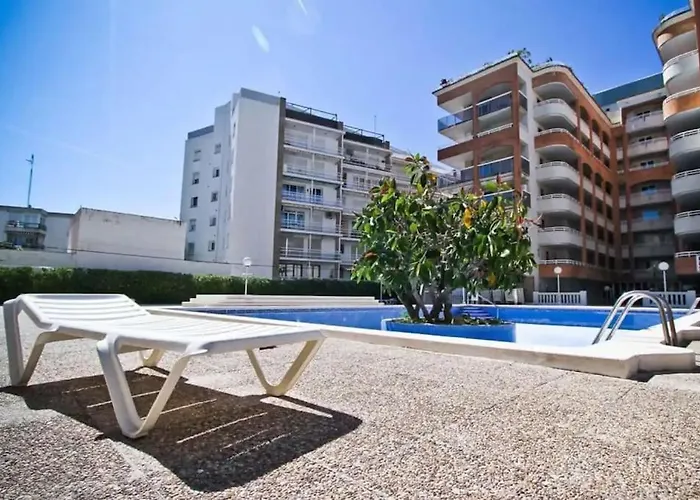 White Beach 100M Playa, Wifi, Pool 6Pax