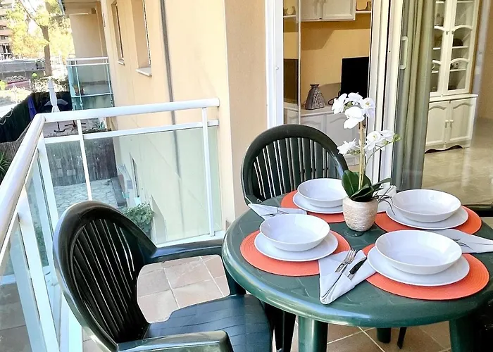 Apartbeach Golden Emma Junto Playa Y Parking