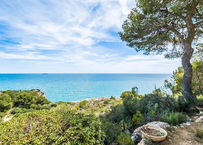 Nice Apartment In Salou With House Sea View