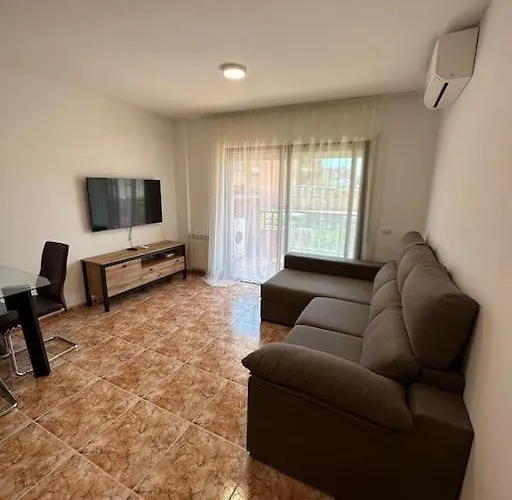 A Bright Spacious Flat For A Family
