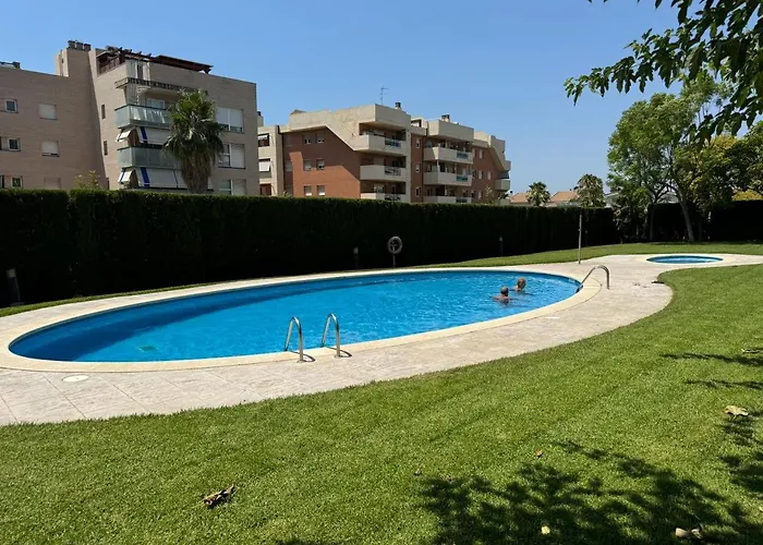 Lindo Piso Residencial En Salou Centrico