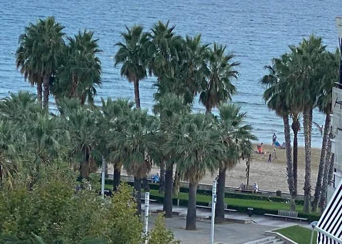 Salou : Spacieux Appartement 100 M2 Vue Sur Mer