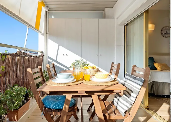 Salou Apt A 300M Playa,Portaventura, Parking, Piscina,Wi-Fi