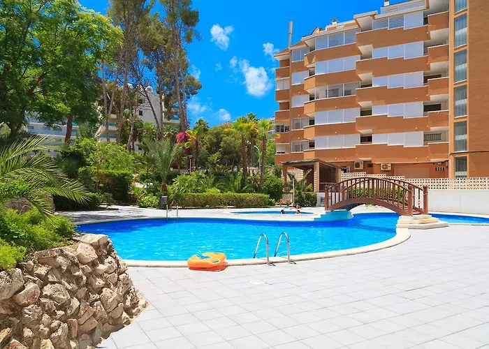 Uhc Arquus Apartments