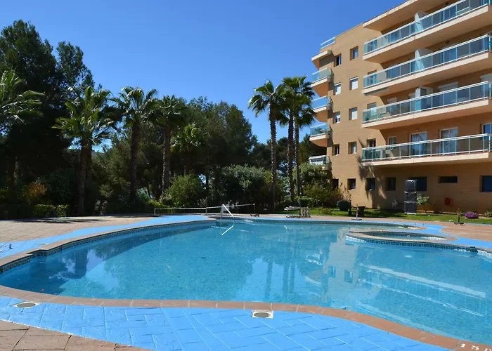 Lovely Familiar Apartment With Pool In Cap Salou