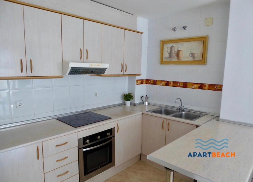 Apartamento Apartbeach Vancouver Climatizado Piscina Y Parquing *