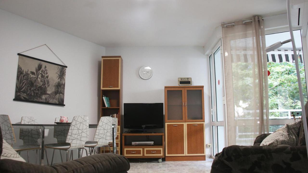 Sta. Eulalia Familias Arysal Apartment *