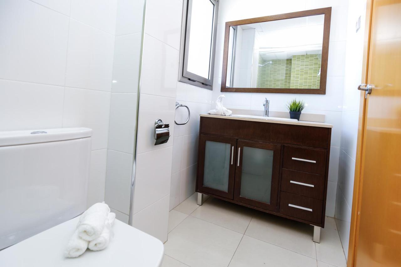 Apartment Center *