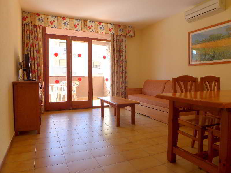 Zahara Rentalmar Salou