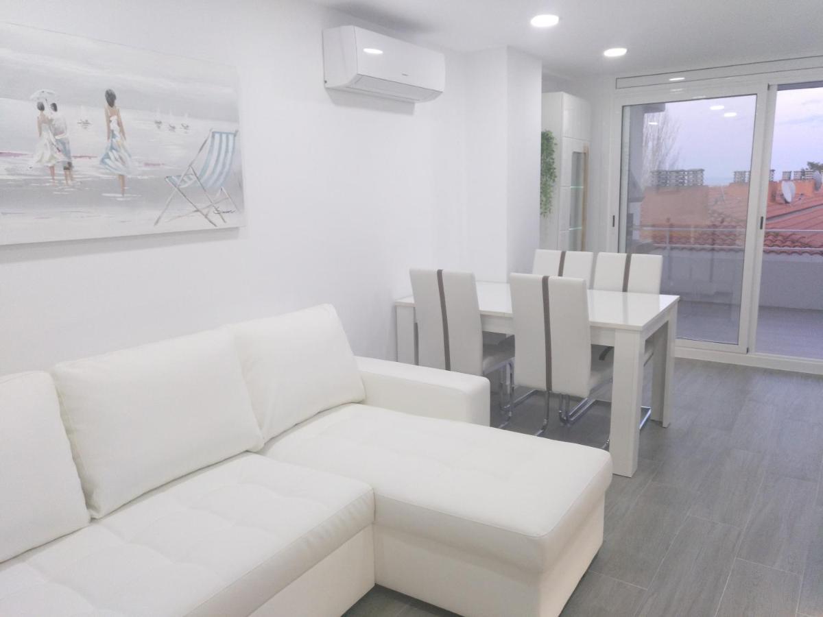 Apartamento Luxury Cap With Pool & Barbecue & Wifi *