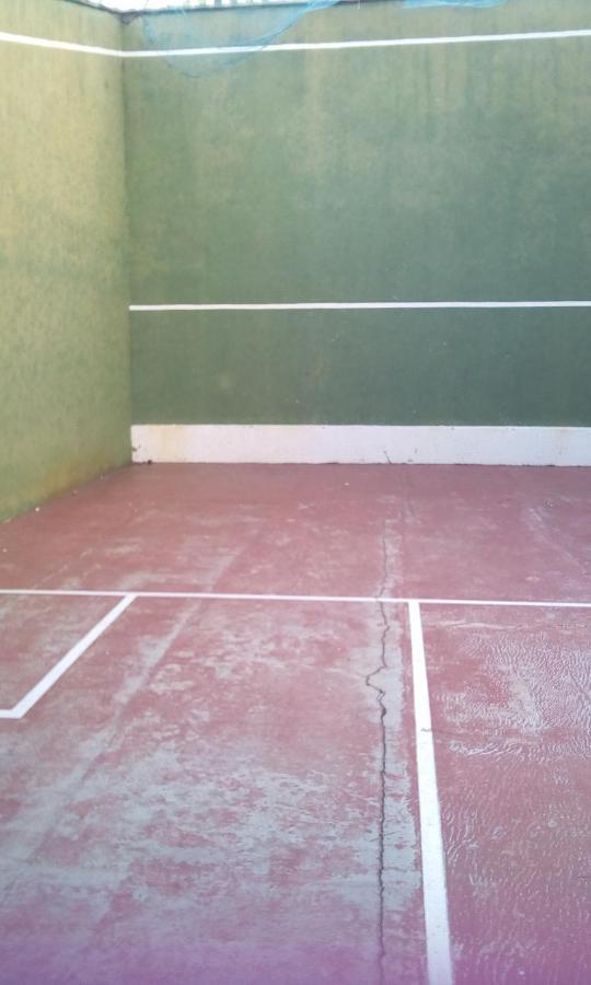 Escaliro Pins Appartement *