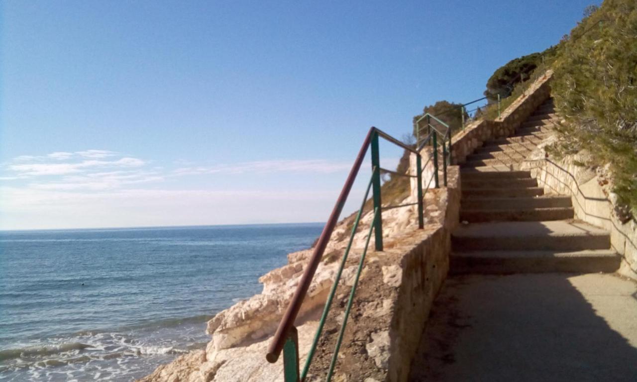 Escaliro Pins Appartement *