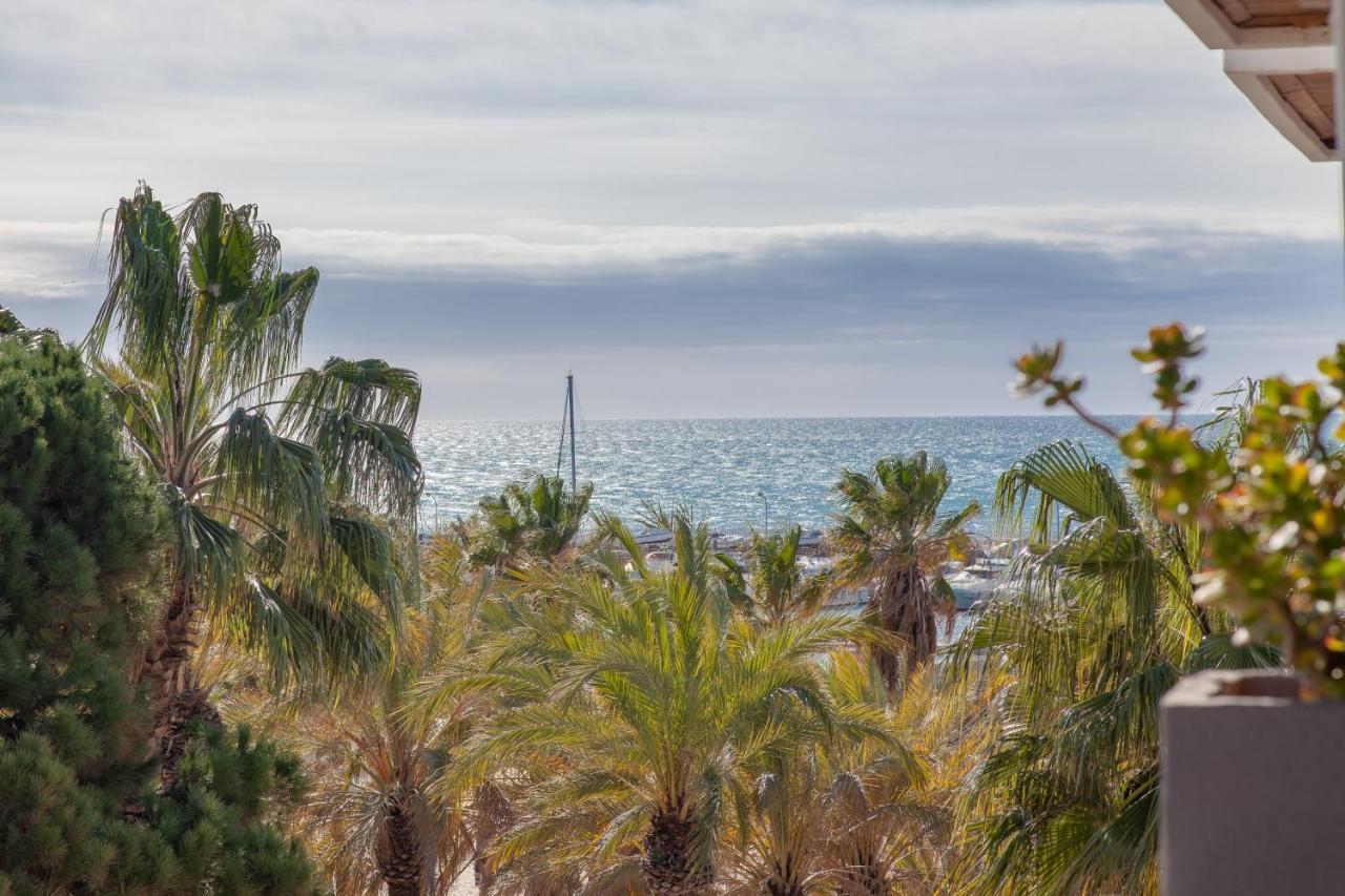 Miramar Por La Playa *