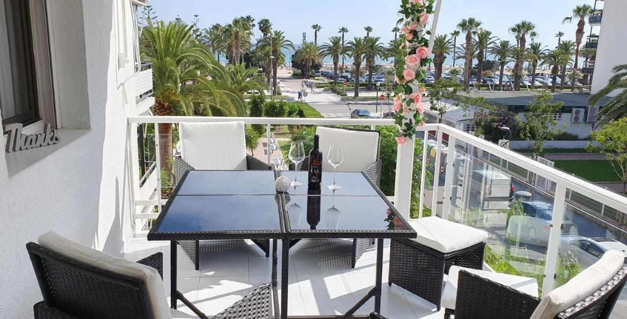 Encantadora Vivienda En El Paseo Maritimo De *