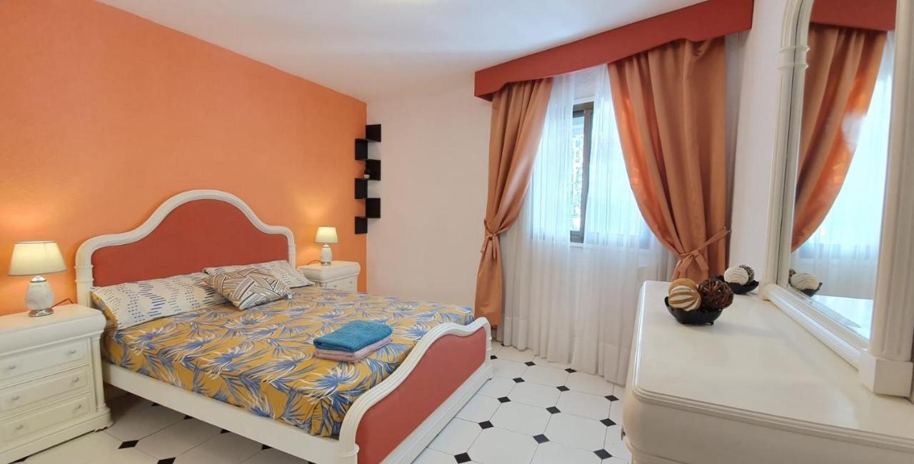 Encantadora Vivienda En El Paseo Maritimo De