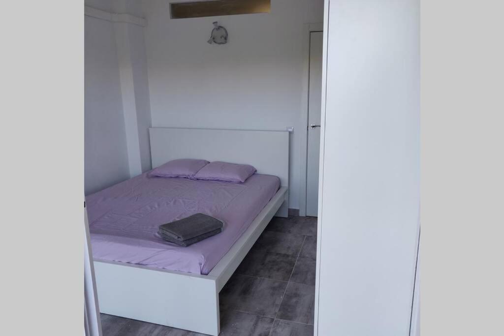 2 Bedroom In Center With Pool And Parking * Salou