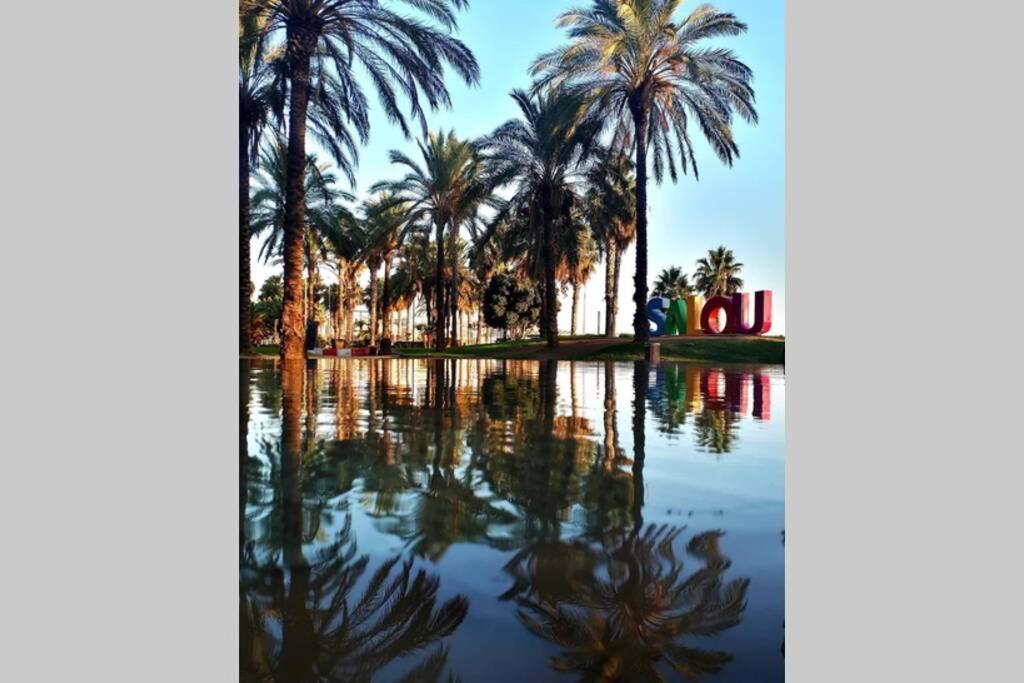 Renovado En Zona Residencial A Pasos Del Mar