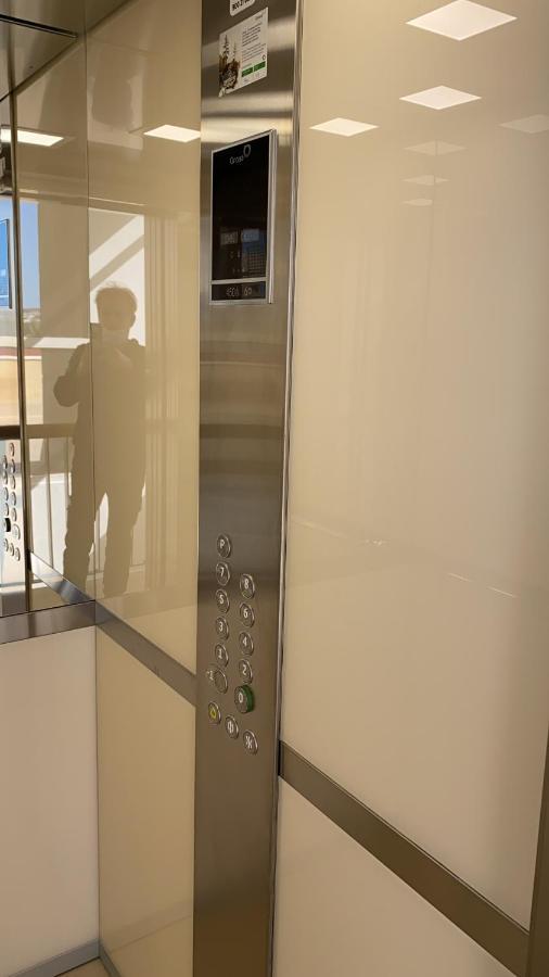 De Luxe Con Piscina Apartamento Salou