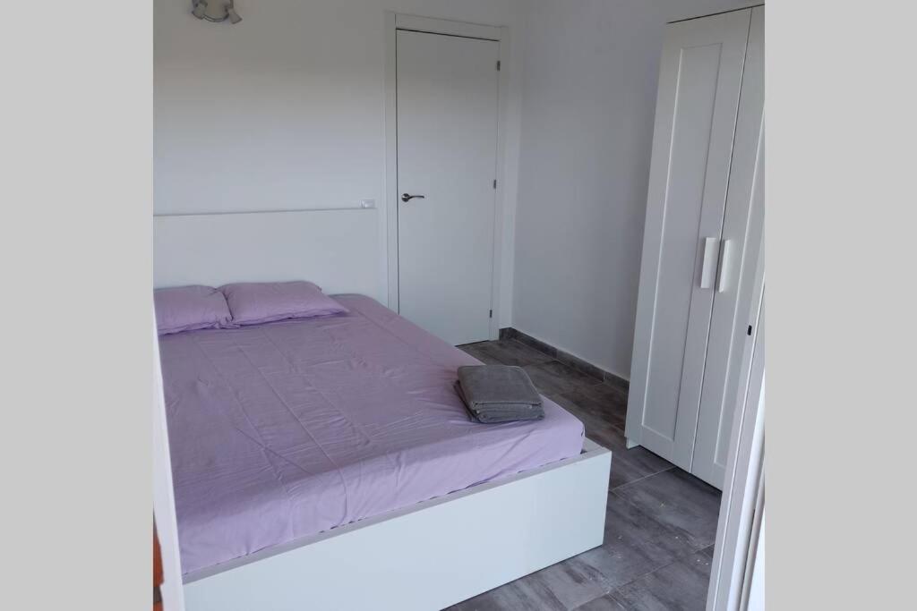 2 Bedroom In Center With Pool And Parking Apartment Salou