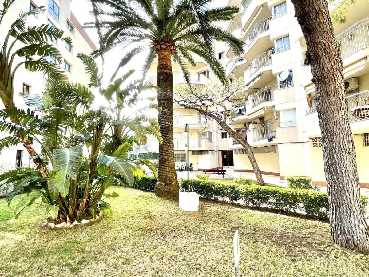 Apartbeach Murillos Centricos Climatizados Y Piscinas Apartment