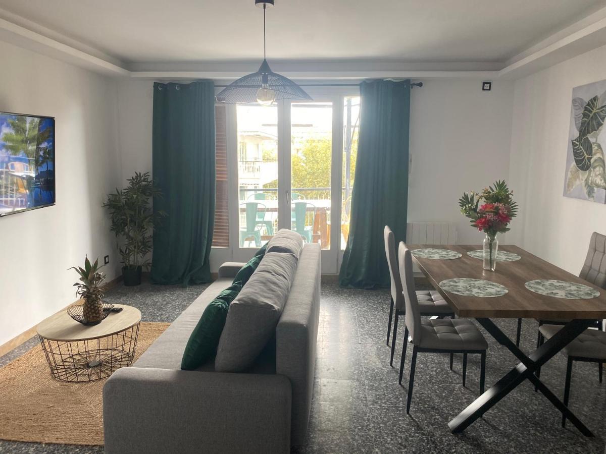Apartment : Spacieux 100 M2 Vue Sur *