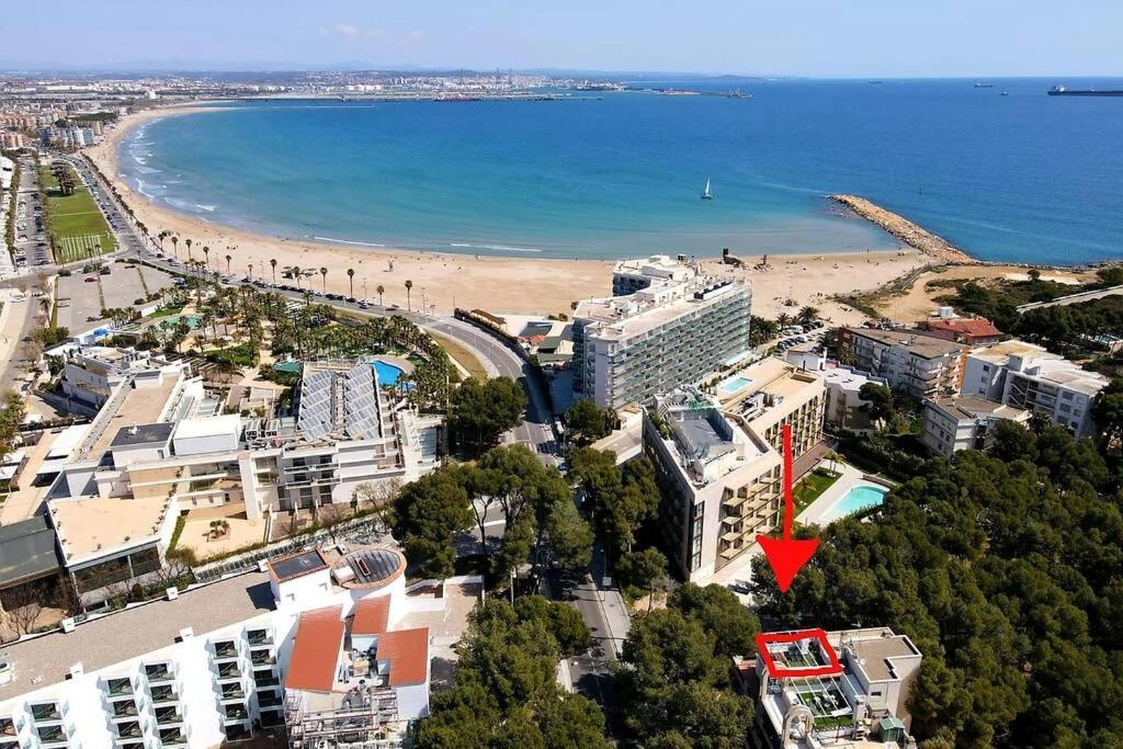 Barbacoa + Vistas Al Mar + Playa + Piscina. * Salou