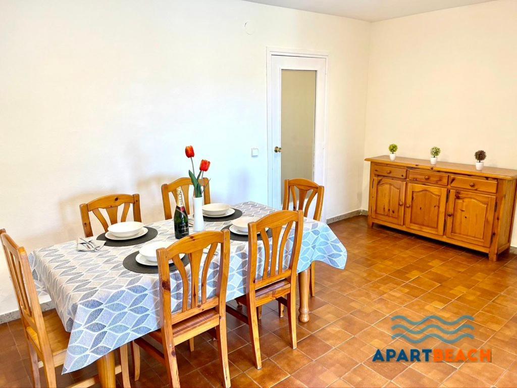 Apartbeach Murillos Centricos Climatizados Y Piscinas Salou