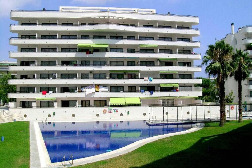 Apartamento Familiar En *