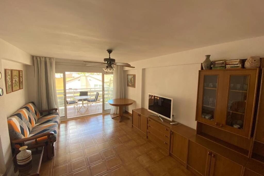 Playa A 50 Metros Solo Familias Apartment Salou
