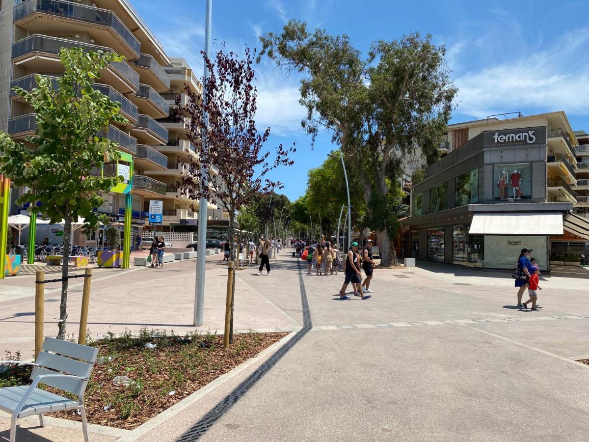 De Luxe Con Piscina Apartamento Salou