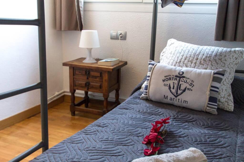 Apartamento Primera Linea De Mar. Turístico *