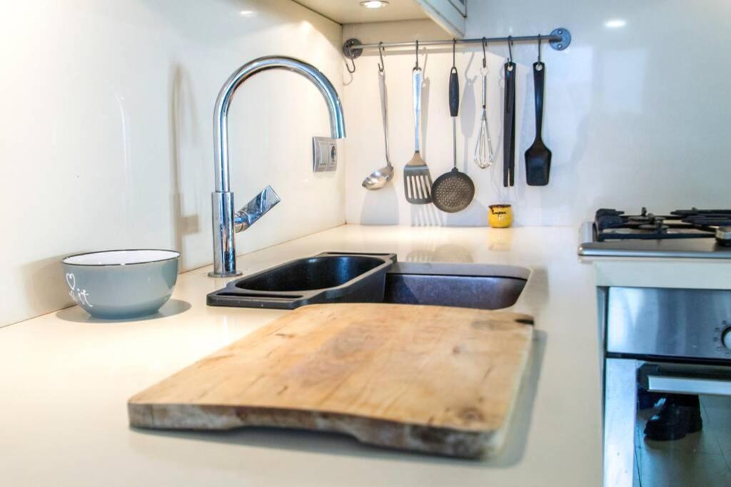 Apartamento Primera Linea De Mar. Turístico *