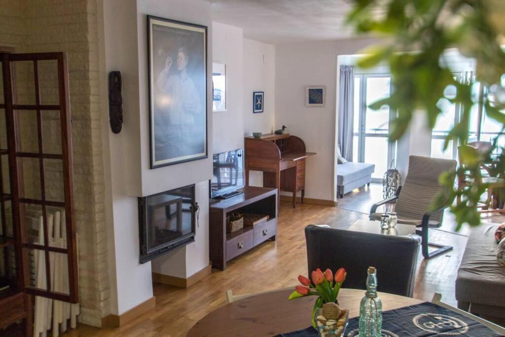 Apartamento Primera Linea De Mar. Turístico Salou
