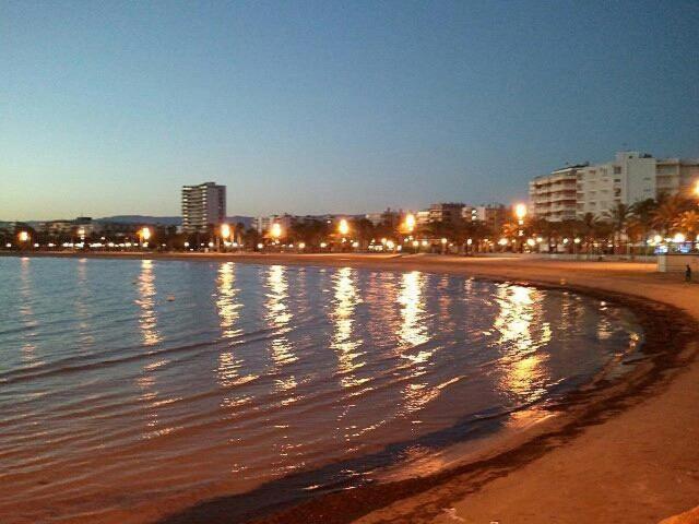 Primera Linea De Mar. Turístico *