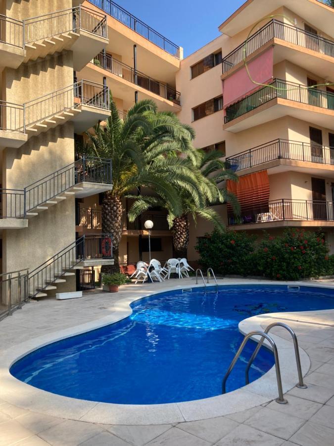 Cap N&r * Salou