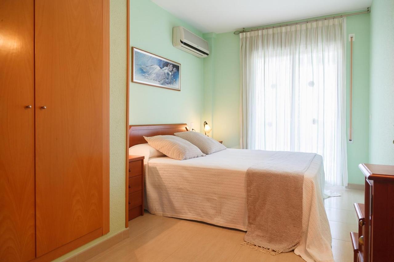 Uhc Village Park Apartment Salou