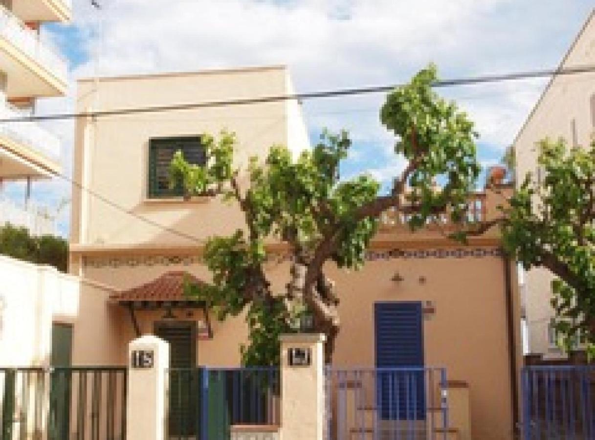 Apartment 2 - House2 Garden In Front Of The - Ferrari Land Salou