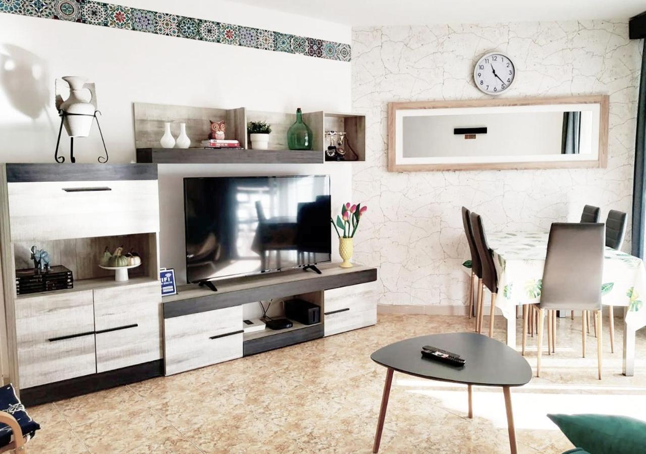 Apartsalou Haiti Apartment Salou